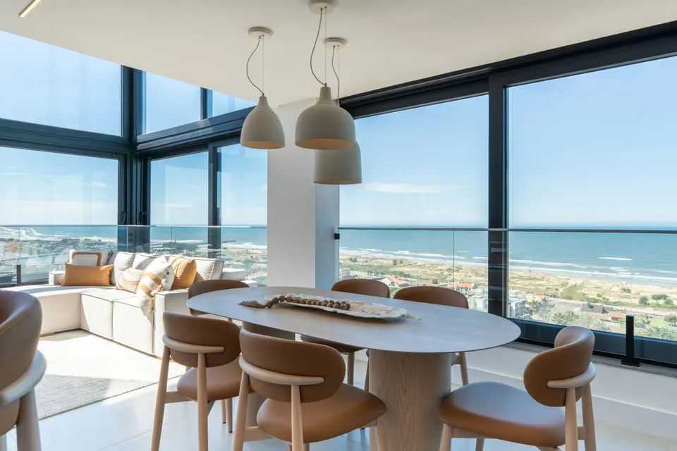 Maré, the dining room